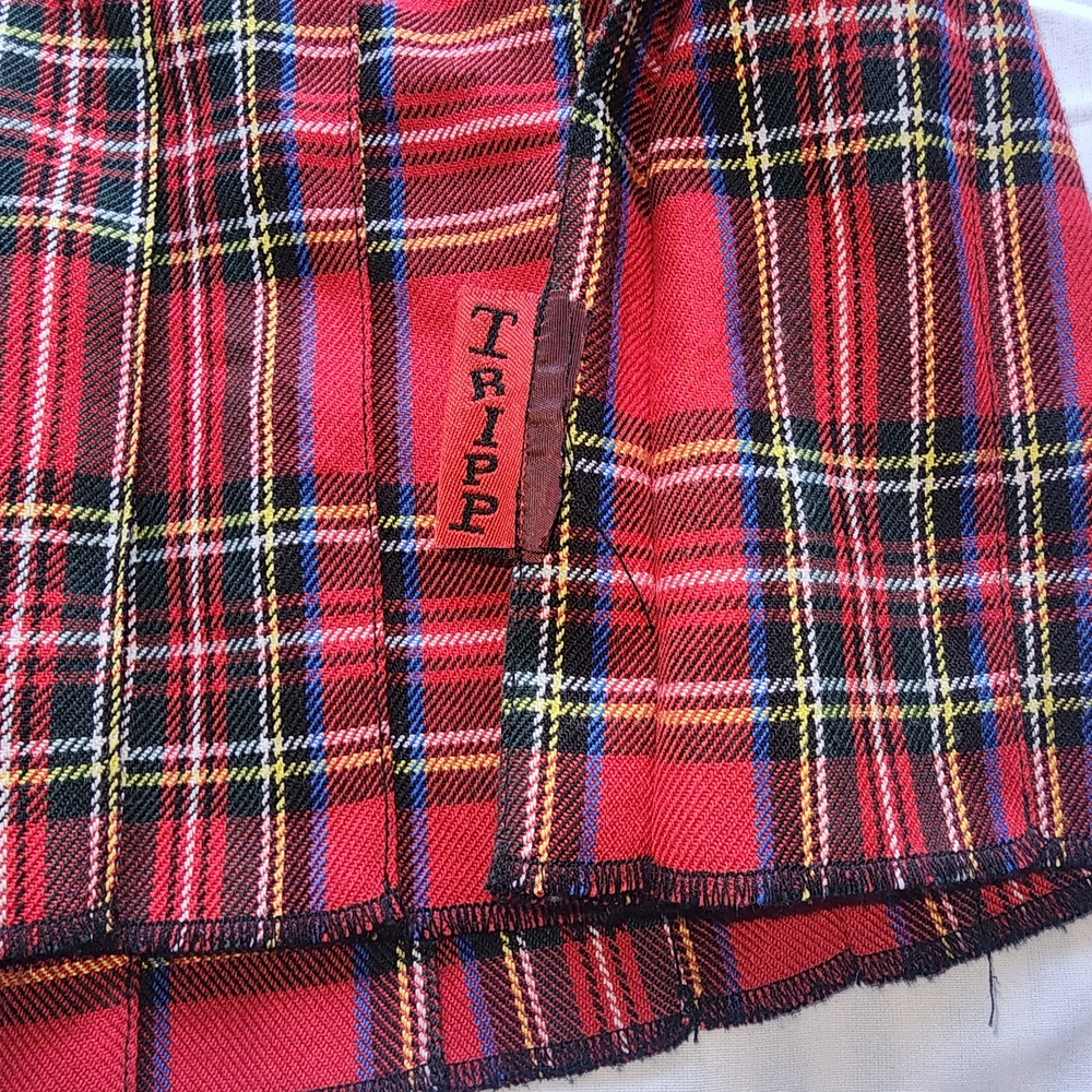 TRIPP NYC VINTAGE GOTH PUNK RED PLAID PLEATED MINI SKIRT SIZE LARGE IS USED - Picture 2 of 9